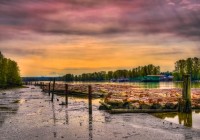 Early morning low tide on the Fraser River in Vancouver